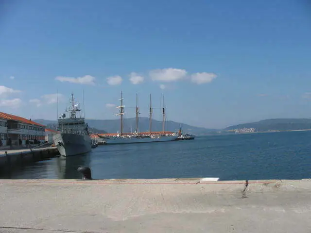 escuela naval militar de Marín