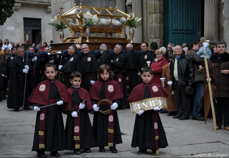 procesiones de Semana Santa en Cangas de Morrazo